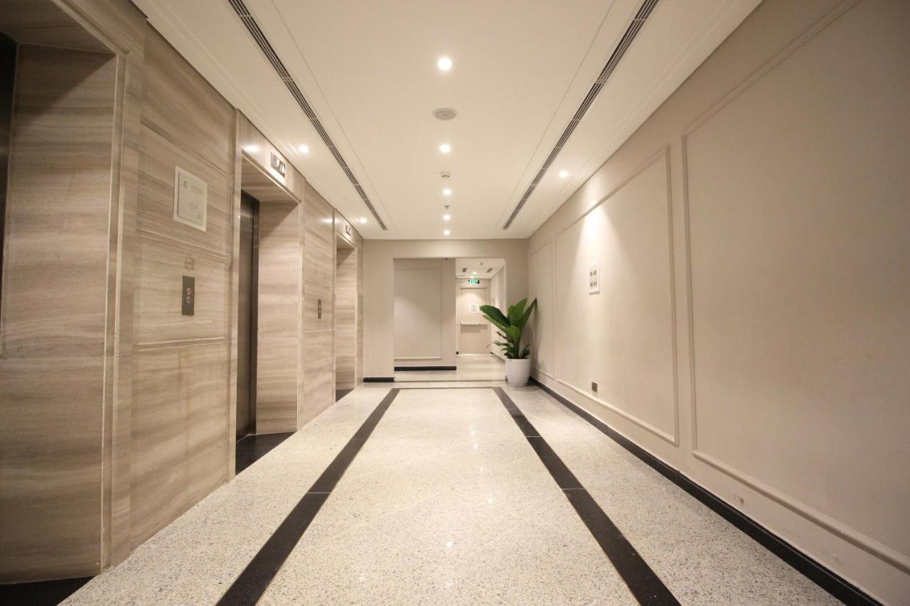 Luxury Neo-Classic Condo Da Nang Exteriör bild