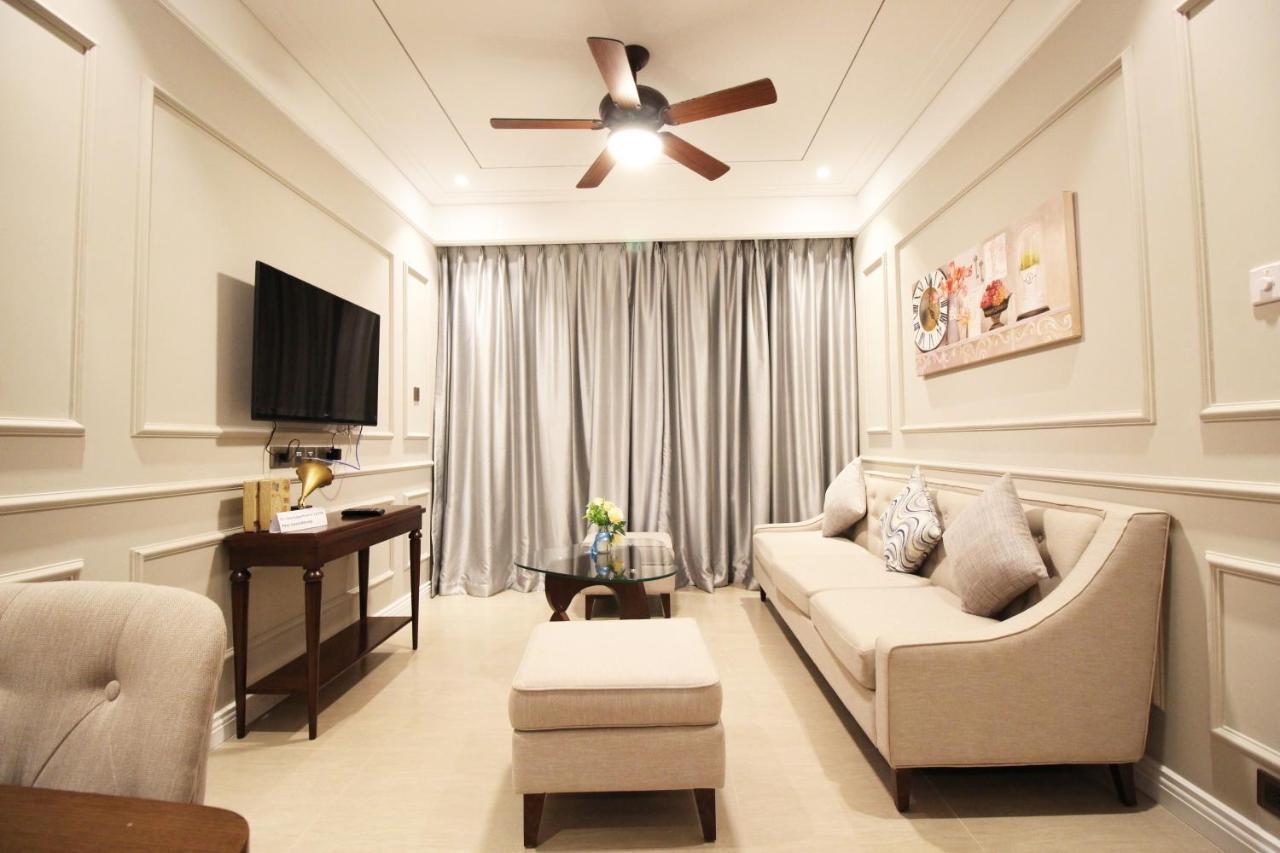 Luxury Neo-Classic Condo Da Nang Exteriör bild